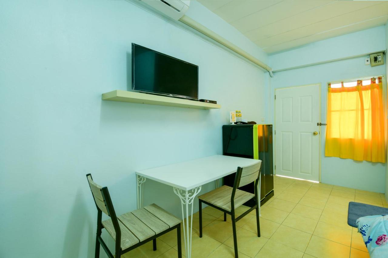 Sindy Rooms Pattaya Bagian luar foto